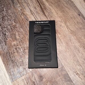 Aritizia The Super Puff Phone Case - iPhone 13